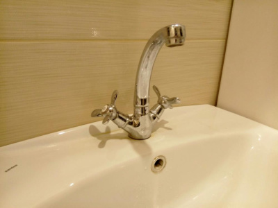 Смеситель для кухонной мойки Rossinka Q (Q02-64) фото в интернет-магазине Русалия