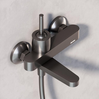 291000300 ARC смеситель для ванны/душа, поворотный излив (черный) фото в интернет-магазине Русалия