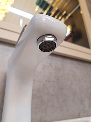 Смеситель для раковины AltroBagno Aperto 0109 Bi Cr AltroBagnoAperto0109BiCr фото в интернет-магазине Русалия