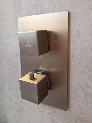 Душевая система с термостатом Lamberto 040411 GrMt AltroBagno фото в интернет-магазине Русалия