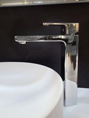 Смеситель для раковины AltroBagno Lamberto 010212 Cr AltroBagnoLamberto010212Cr фото в интернет-магазине Русалия