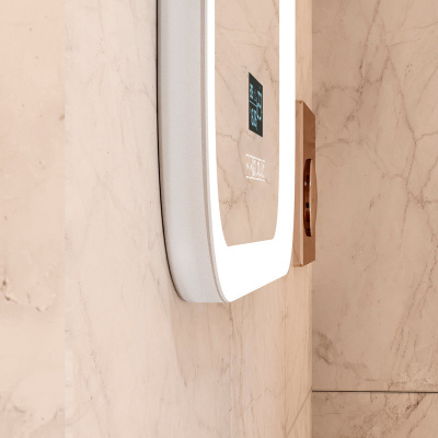 Зеркало с подсветкой Glamour 700х900 многофункциональная панель, антизапотевание ЗЛП451 Continent фото в интернет-магазине Русалия