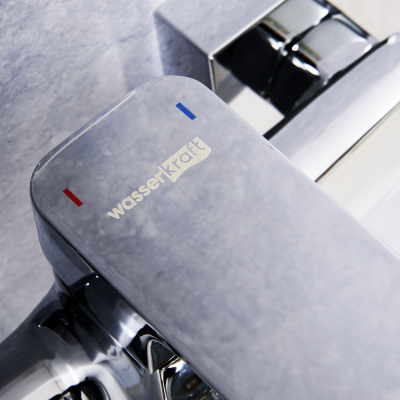 Salm 2701 Смеситель для ванны с коротким изливом Wasserkraft фото в интернет-магазине Русалия